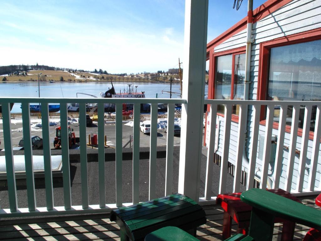 Brigantine Inn Lunenburg Luaran gambar